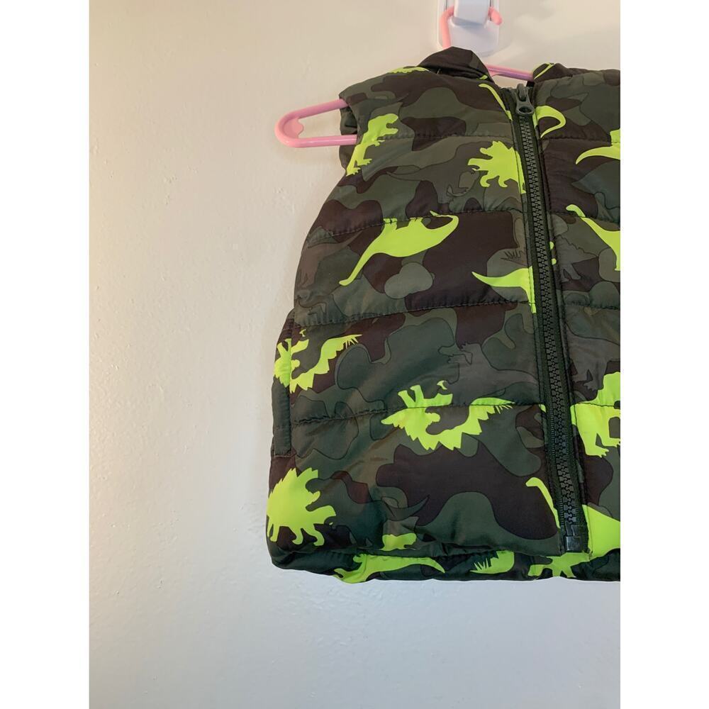 MEMBER’S MARK Boy’s Camo Dinosaur Full Zip Hooded Puffer Vest / Size: 12 Months - Picture 7 of 9